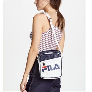 🆕 Fila White Shoulder Bag 💥